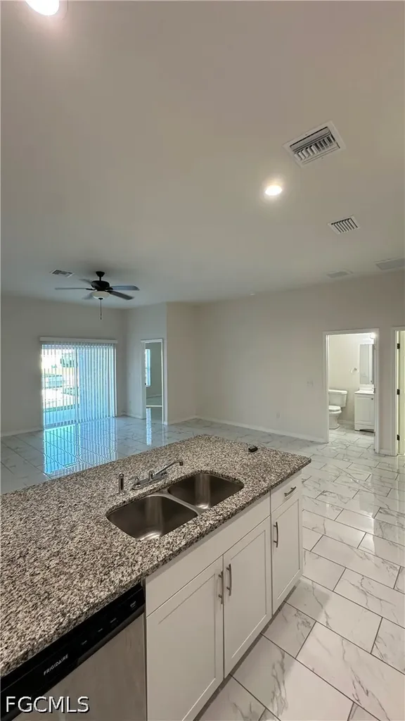 3305 SW 15th Place Cape Coral FL 33914