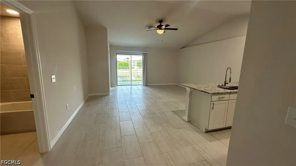 3305 SW 15th Place Cape Coral FL 33914