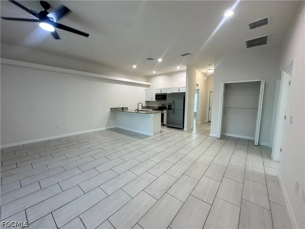 3305 SW 15th Place Cape Coral FL 33914