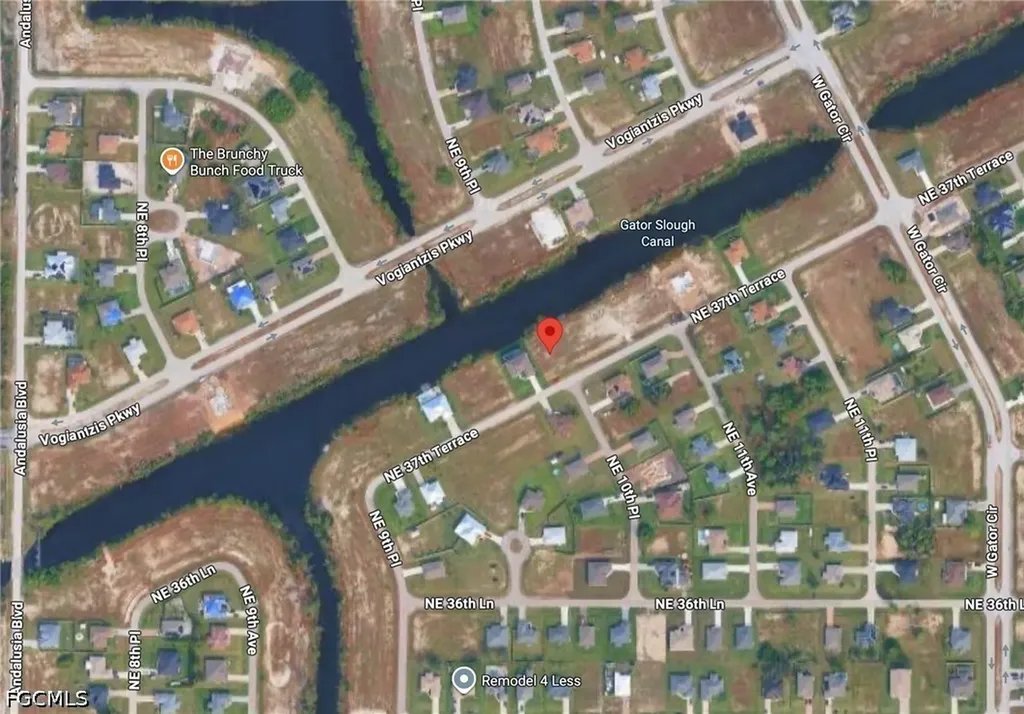 1007 NE 37th Terrace Cape Coral FL 33909