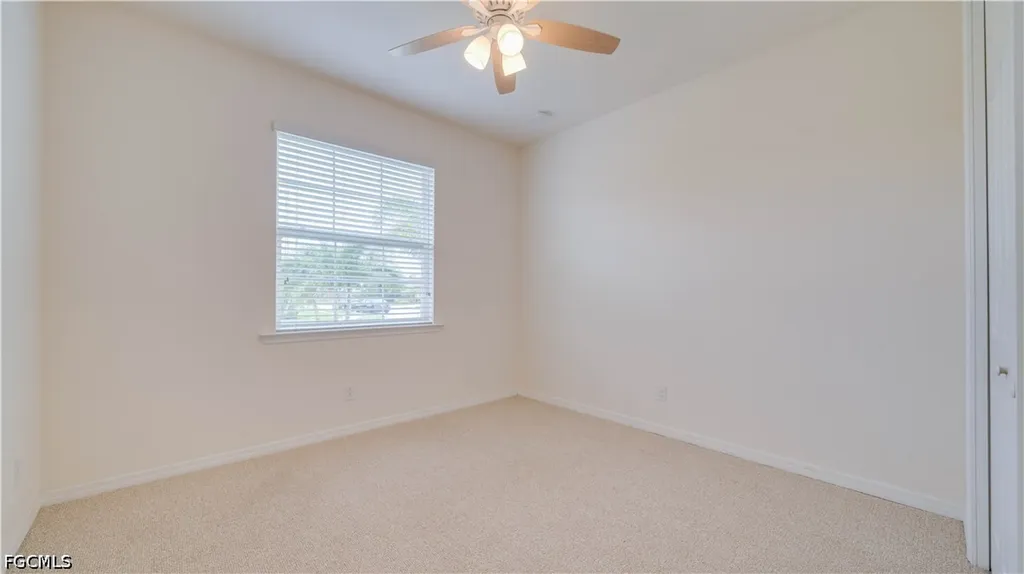 3036 Sunset Pointe Circle Cape Coral FL 33914