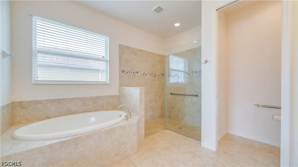 3036 Sunset Pointe Circle Cape Coral FL 33914