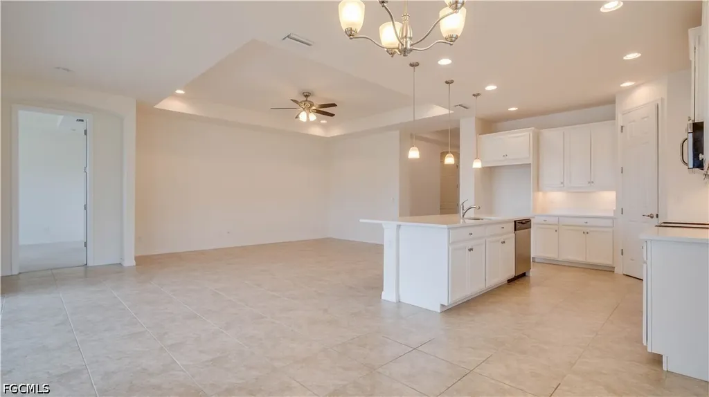 3036 Sunset Pointe Circle Cape Coral FL 33914