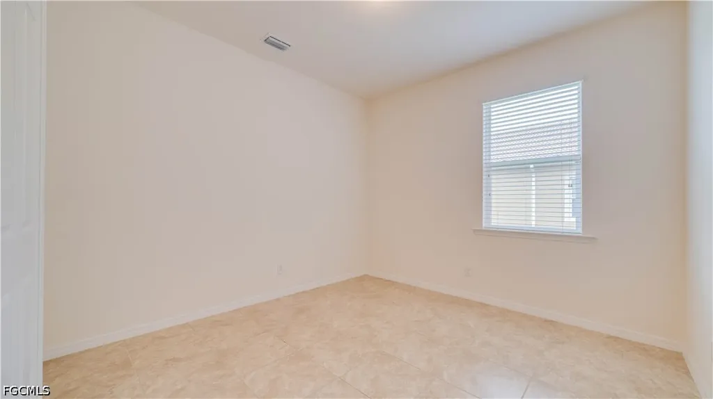 3036 Sunset Pointe Circle Cape Coral FL 33914