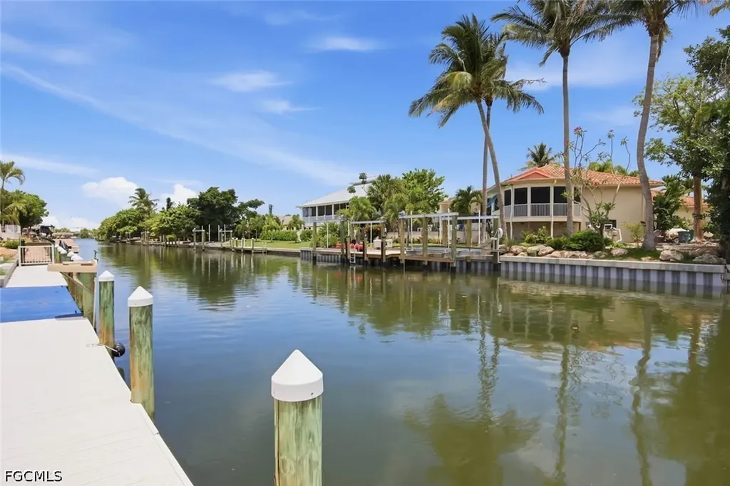 805 E Gulf Drive Sanibel FL 33957