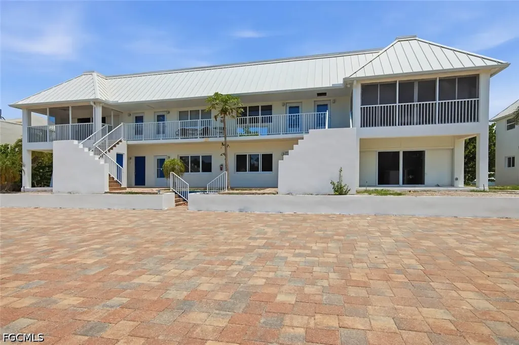805 E Gulf Drive Sanibel FL 33957