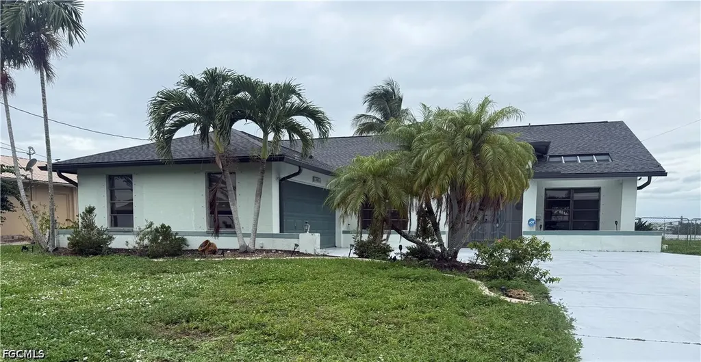 201 SW 8th Street Cape Coral FL 33991