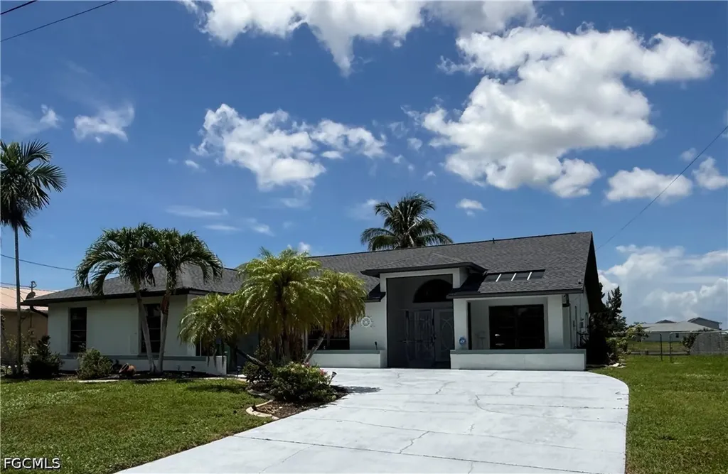 201 SW 8th Street Cape Coral FL 33991
