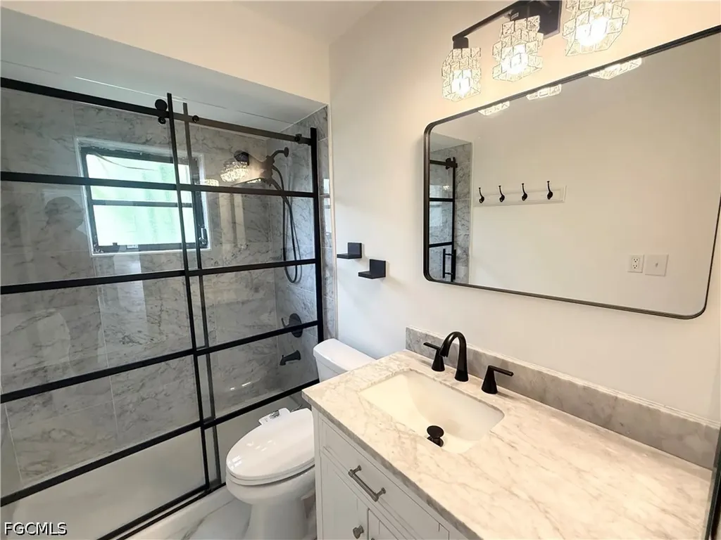 201 SW 8th Street Cape Coral FL 33991