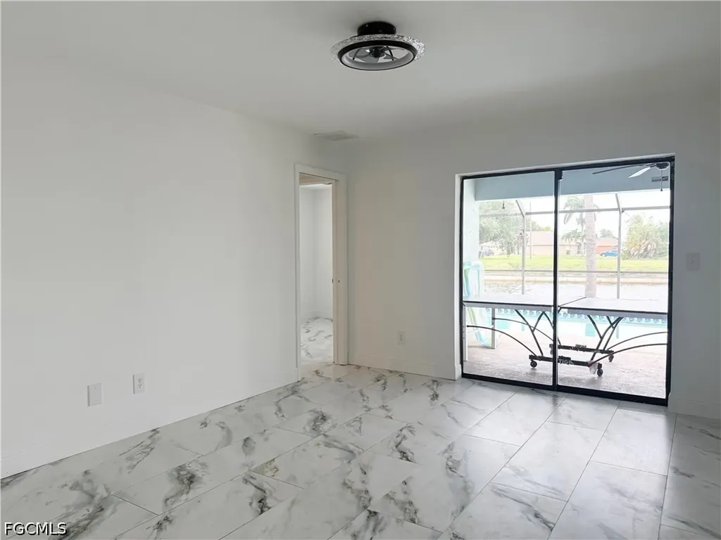 201 SW 8th Street Cape Coral FL 33991