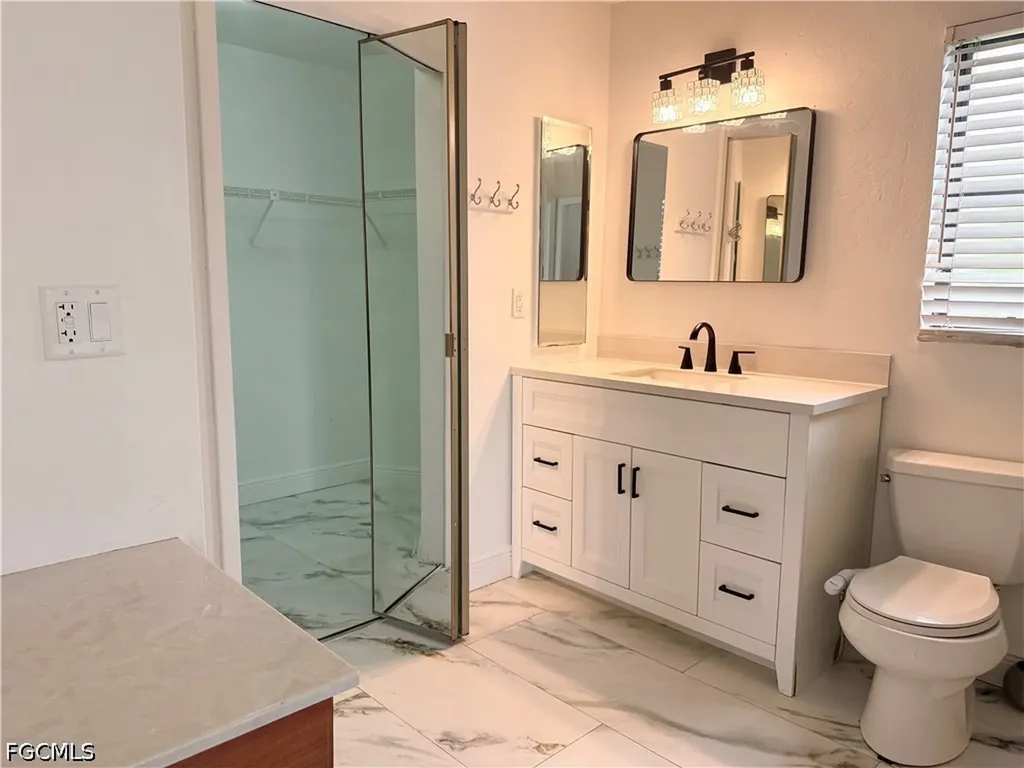 201 SW 8th Street Cape Coral FL 33991