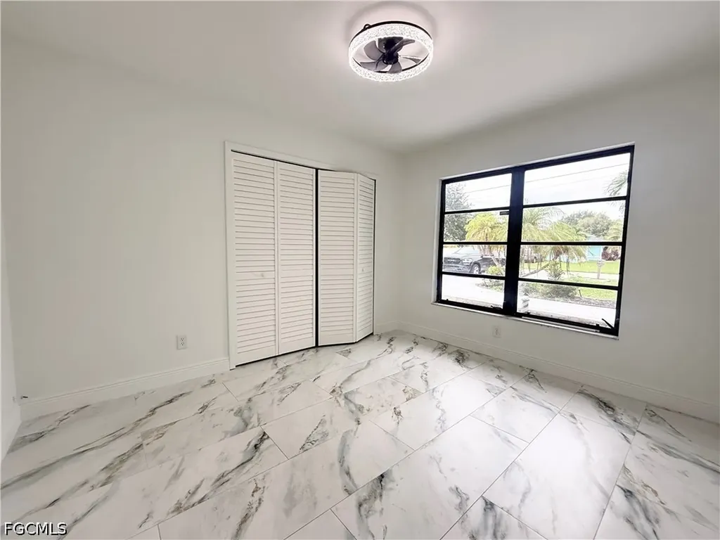 201 SW 8th Street Cape Coral FL 33991