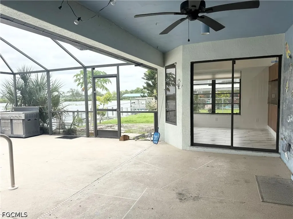 201 SW 8th Street Cape Coral FL 33991