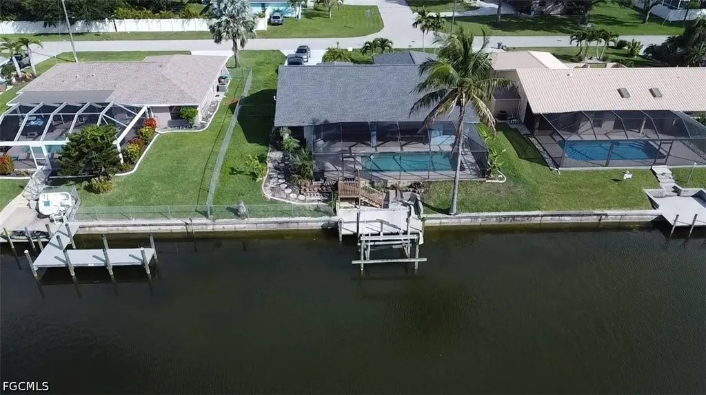 201 SW 8th Street Cape Coral FL 33991