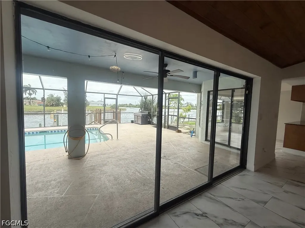 201 SW 8th Street Cape Coral FL 33991