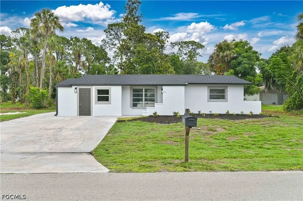 26 Maple Avenue N Lehigh Acres FL 33936