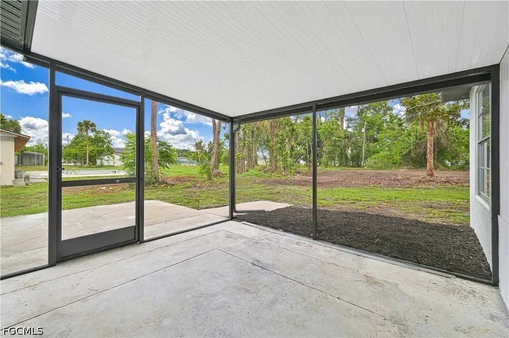 26 Maple Avenue N Lehigh Acres FL 33936