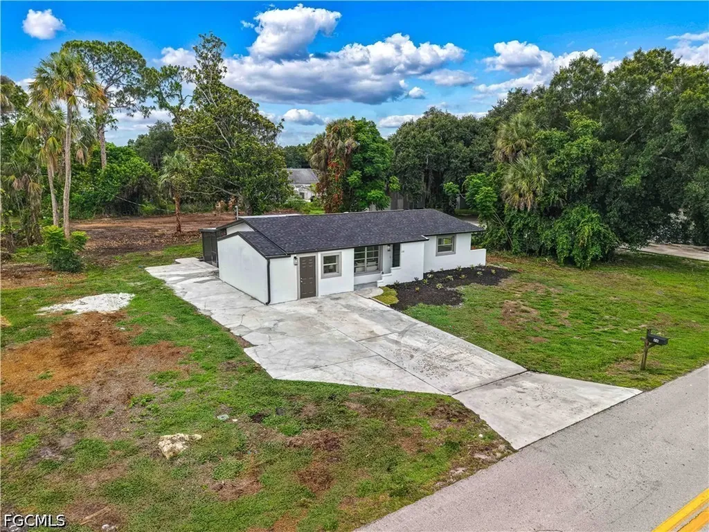 26 Maple Avenue N Lehigh Acres FL 33936