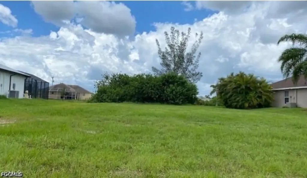 1409 SW 21st Avenue Cape Coral FL 33991