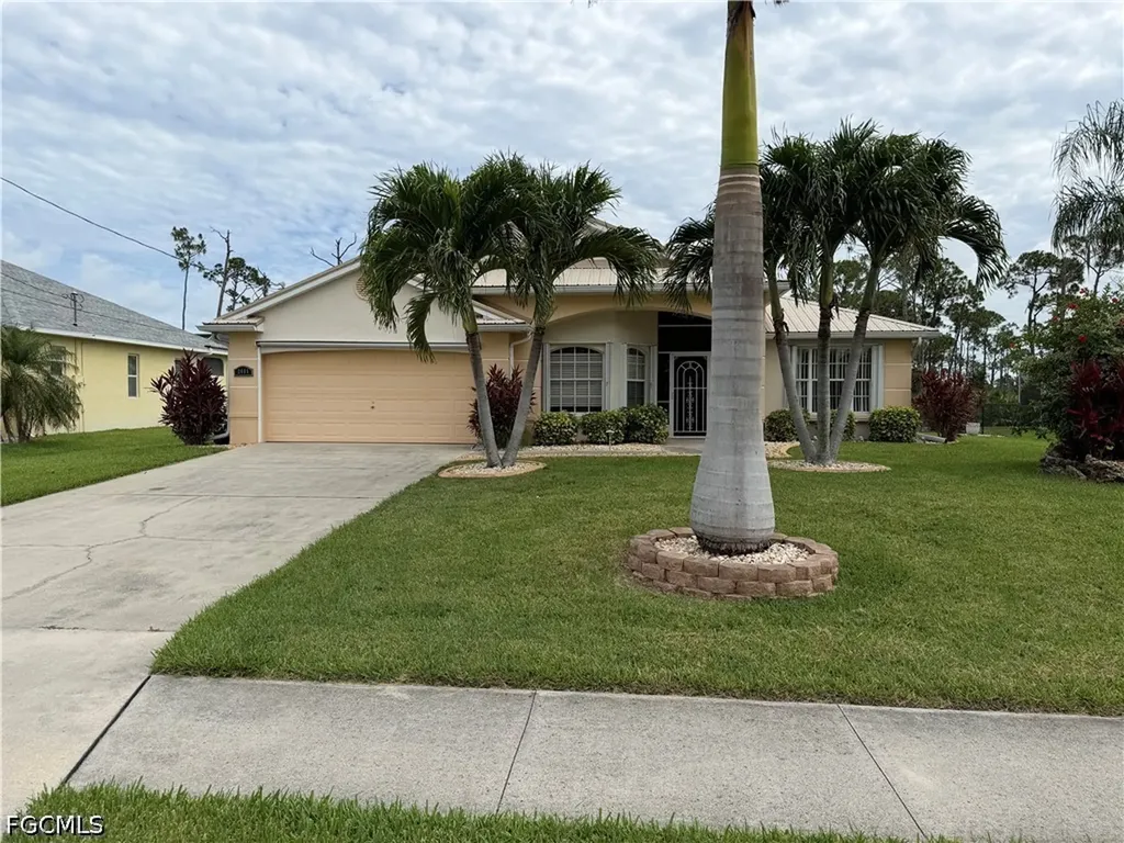 2401 SW 38th Terrace Cape Coral FL 33914
