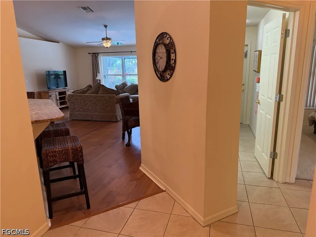 2401 SW 38th Terrace Cape Coral FL 33914