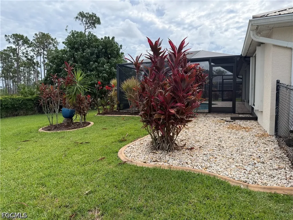 2401 SW 38th Terrace Cape Coral FL 33914