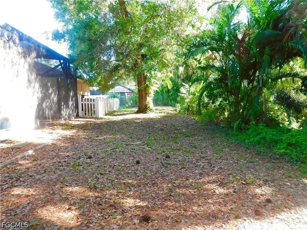 17150 Laurelin Court North Fort Myers FL 33917