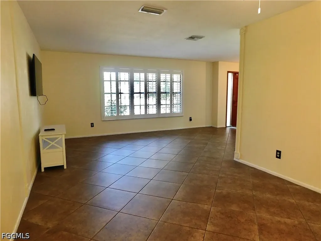 17150 Laurelin Court North Fort Myers FL 33917