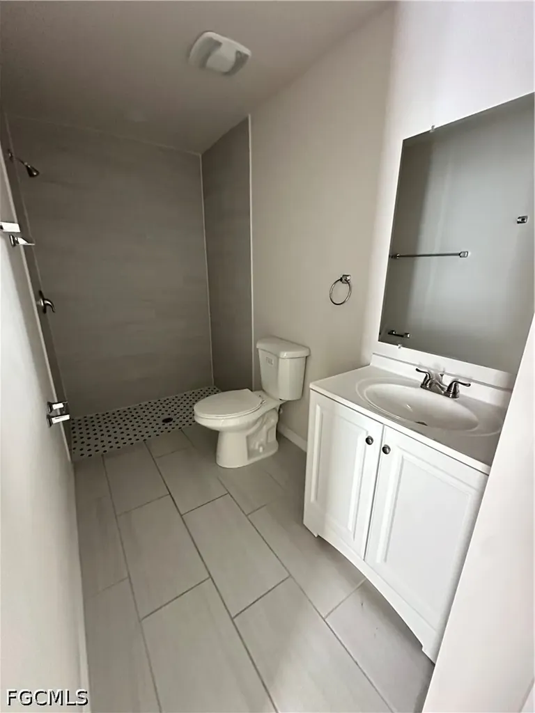 1027 Andalusia Boulevard Cape Coral FL 33909