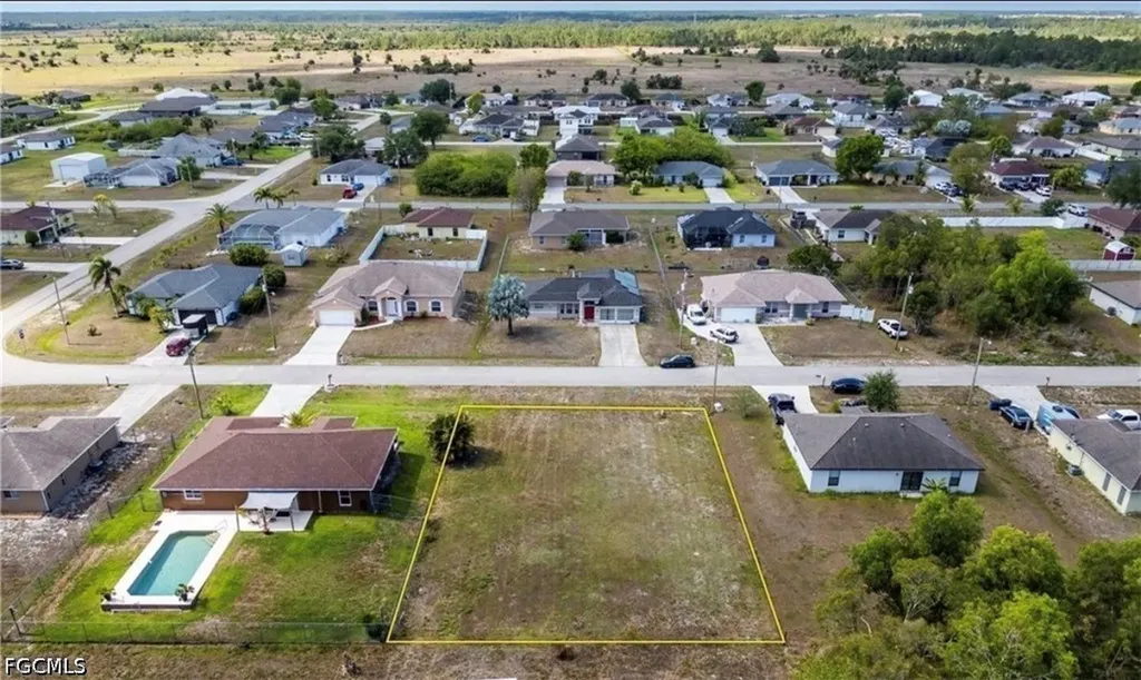 225 Manasota Street Fort Myers FL 33913