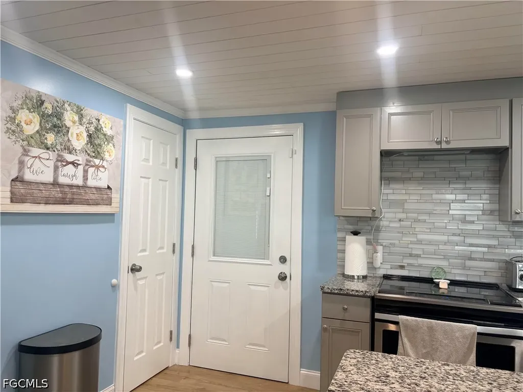 2781 Indianwood Drive North Fort Myers FL 33917