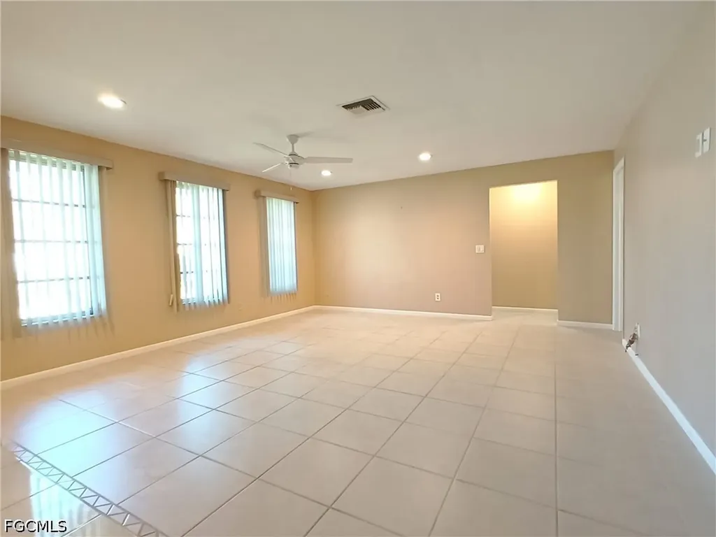 1326 SE 23rd Terrace Cape Coral FL 33990