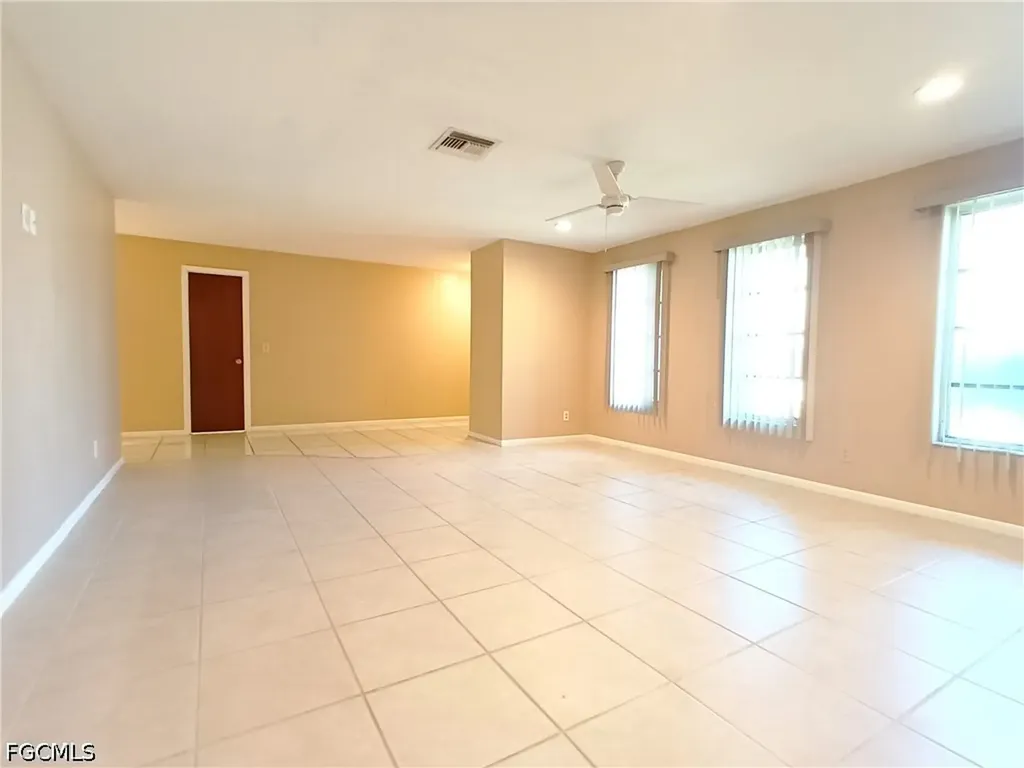 1326 SE 23rd Terrace Cape Coral FL 33990
