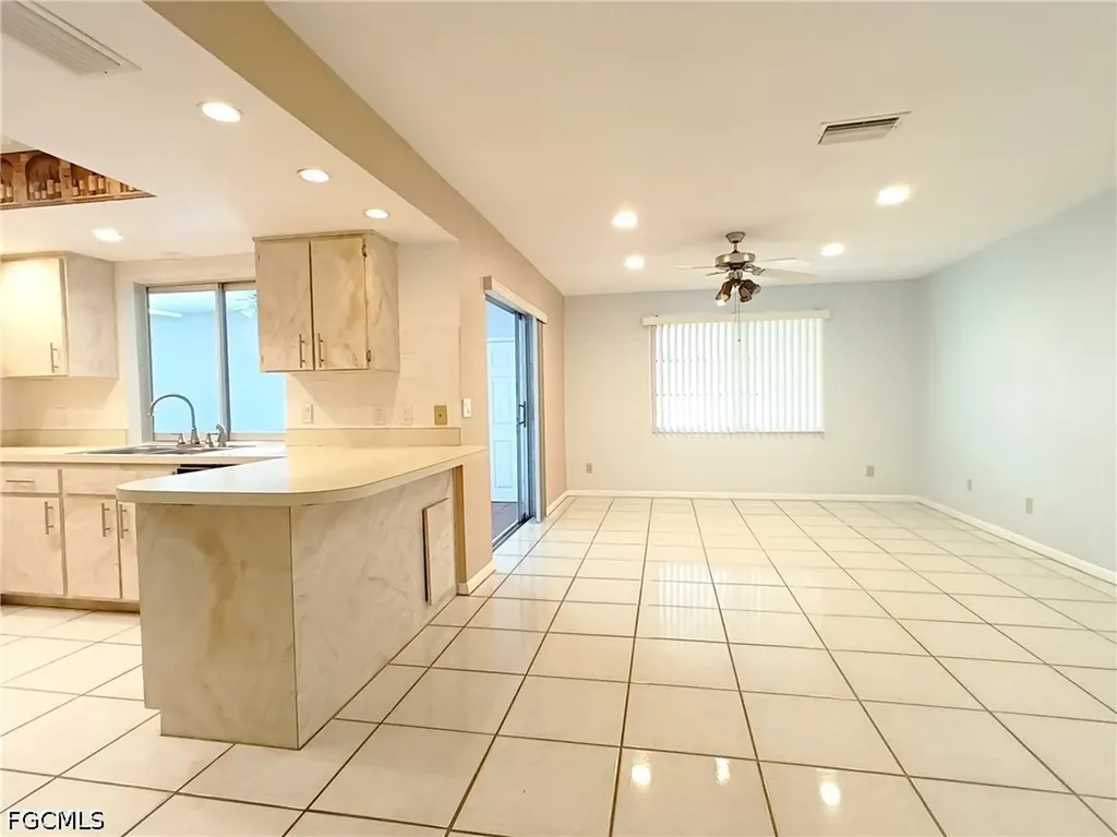 1326 SE 23rd Terrace Cape Coral FL 33990