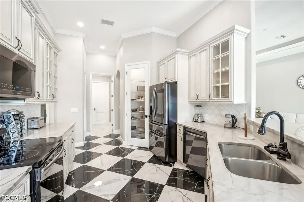 332 Mccabe Street Port Charlotte FL 33953
