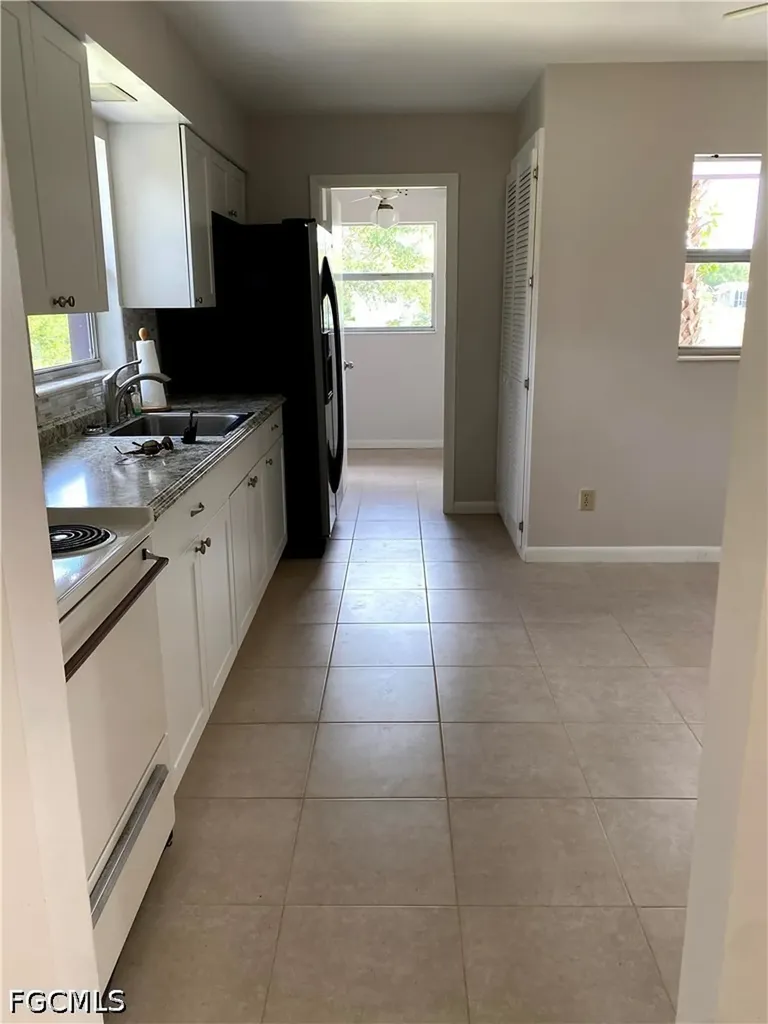 17 Illinois Road Lehigh Acres FL 33936