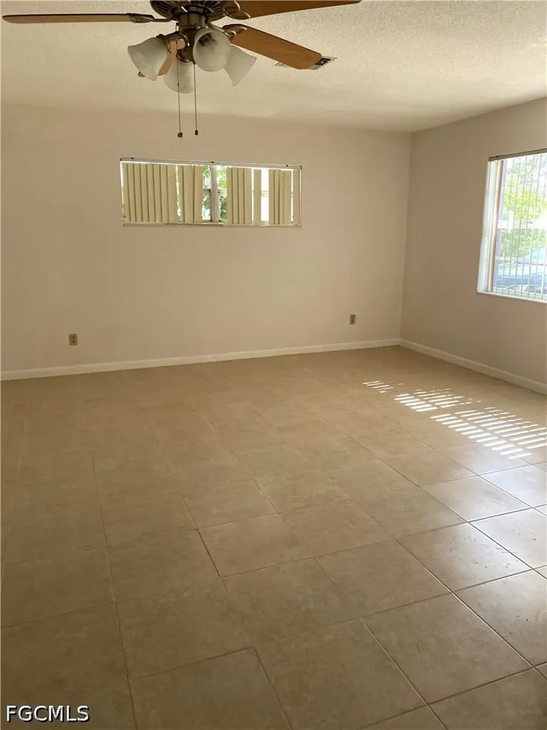 17 Illinois Road Lehigh Acres FL 33936