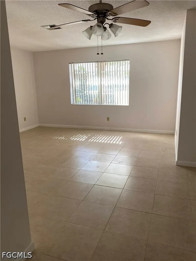 17 Illinois Road Lehigh Acres FL 33936