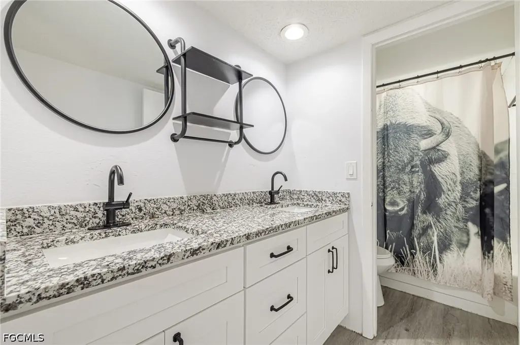 1418 Park Shore Circle Fort Myers FL 33901