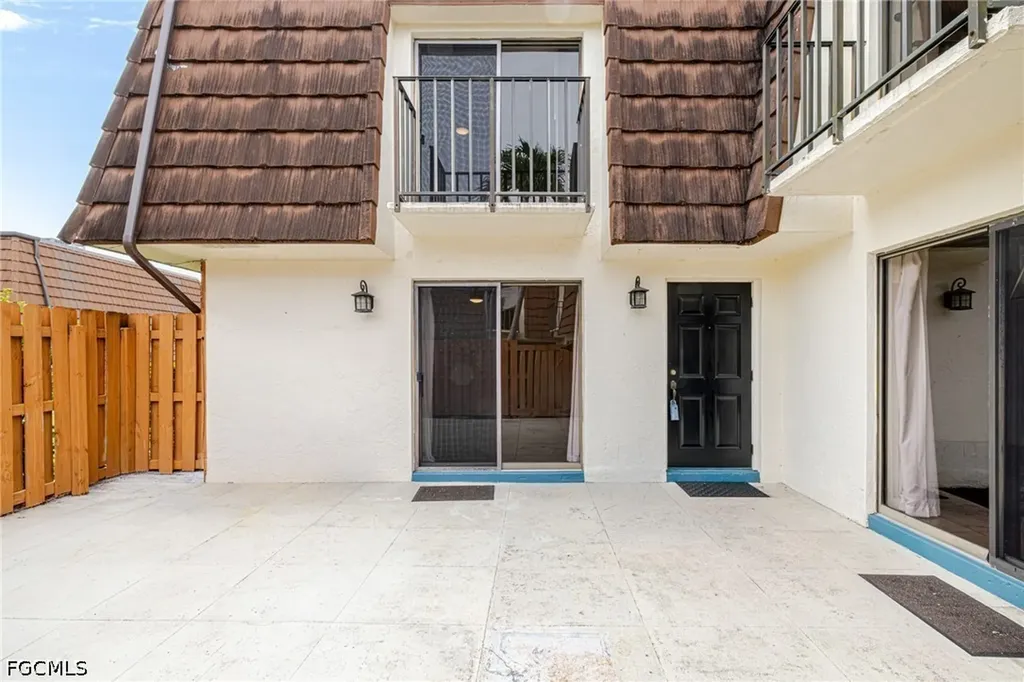 1418 Park Shore Circle Fort Myers FL 33901