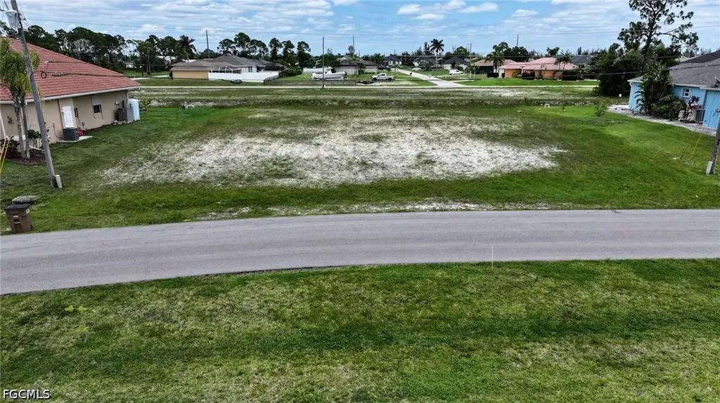 2205 NW 26th Place Cape Coral FL 33993