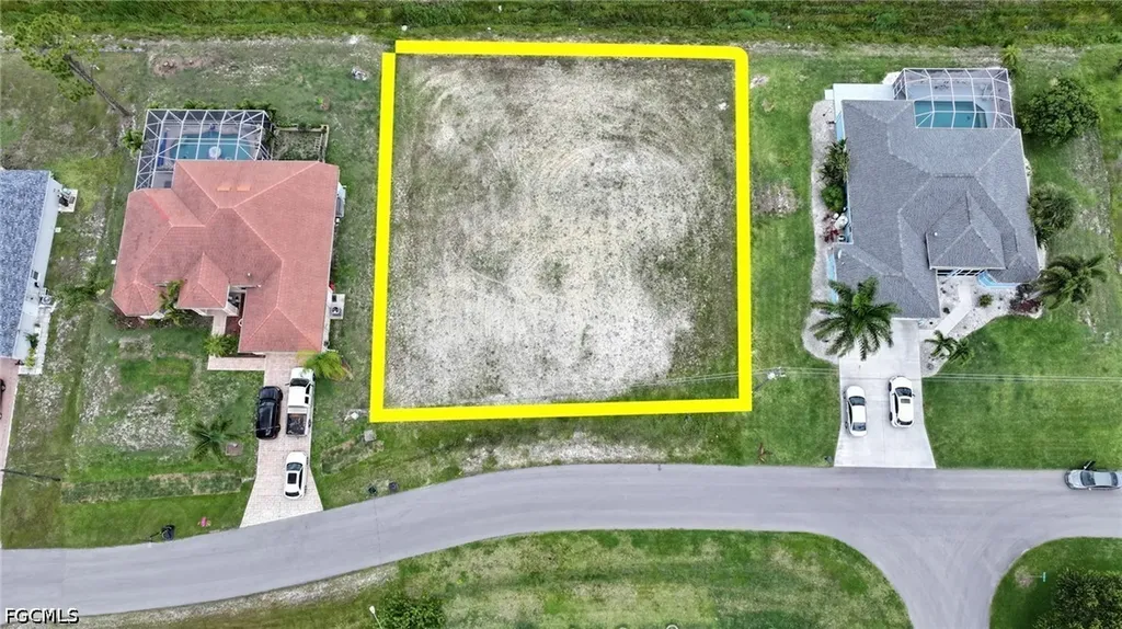 2205 NW 26th Place Cape Coral FL 33993