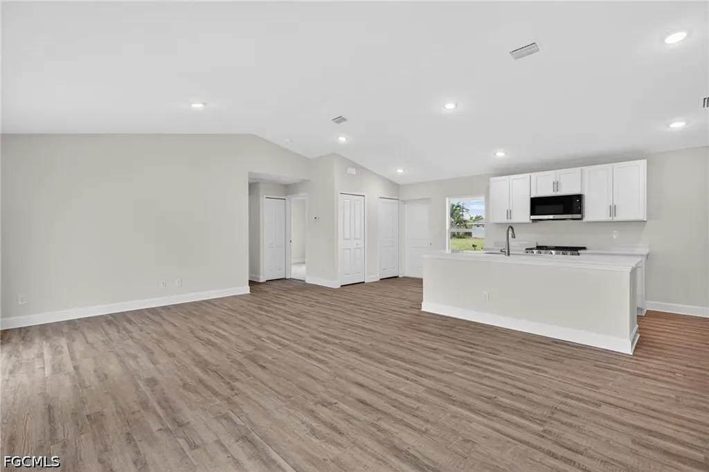 2006 NW 16th Place Cape Coral FL 33993
