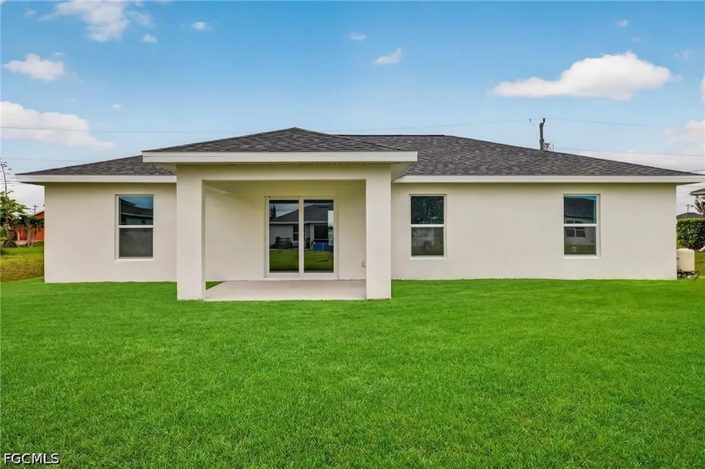 2006 NW 16th Place Cape Coral FL 33993