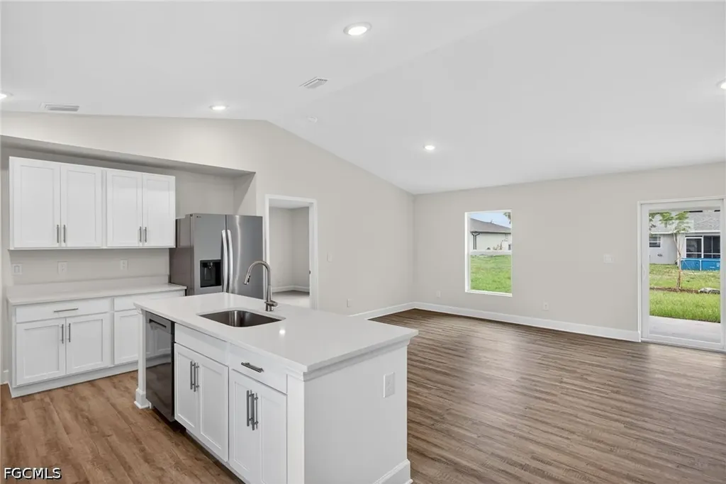 2006 NW 16th Place Cape Coral FL 33993