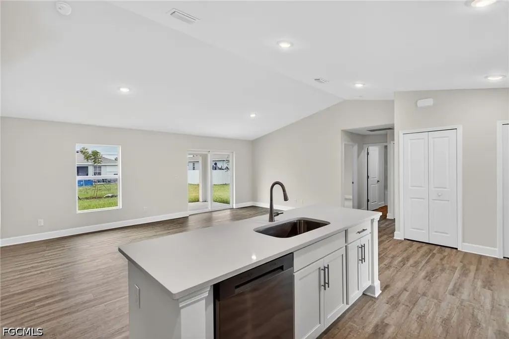 2006 NW 16th Place Cape Coral FL 33993
