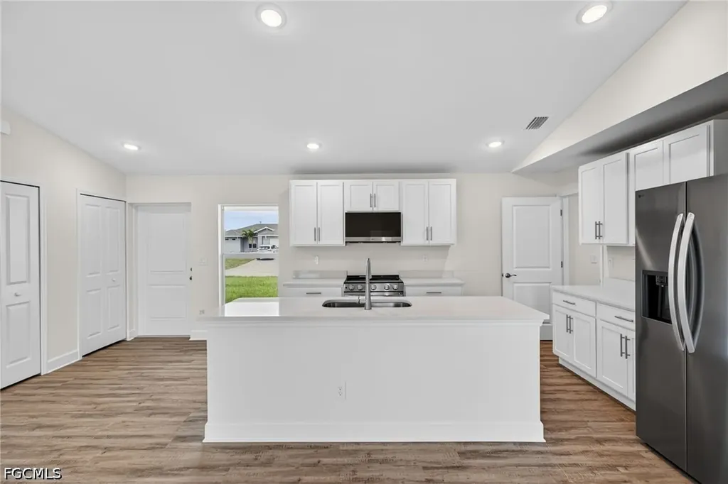 2006 NW 16th Place Cape Coral FL 33993