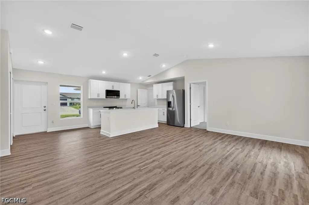2006 NW 16th Place Cape Coral FL 33993