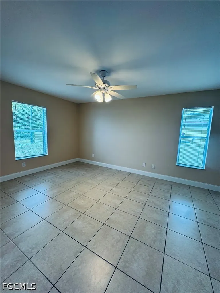 1140 NW 1st Avenue Cape Coral FL 33993