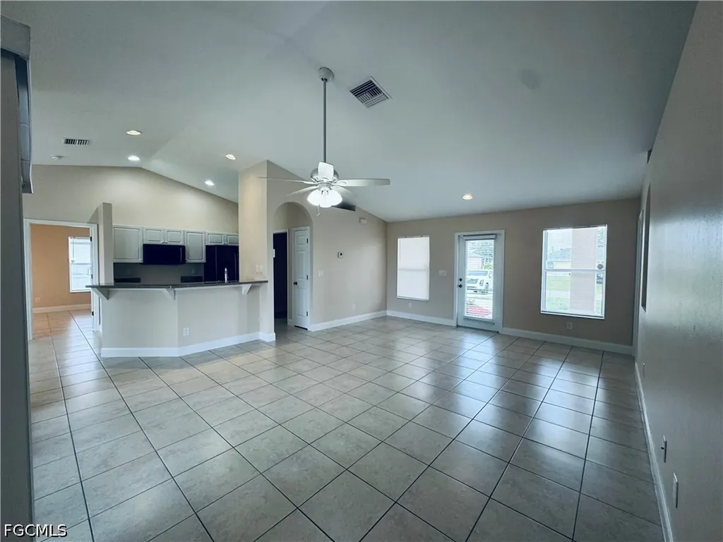 1140 NW 1st Avenue Cape Coral FL 33993